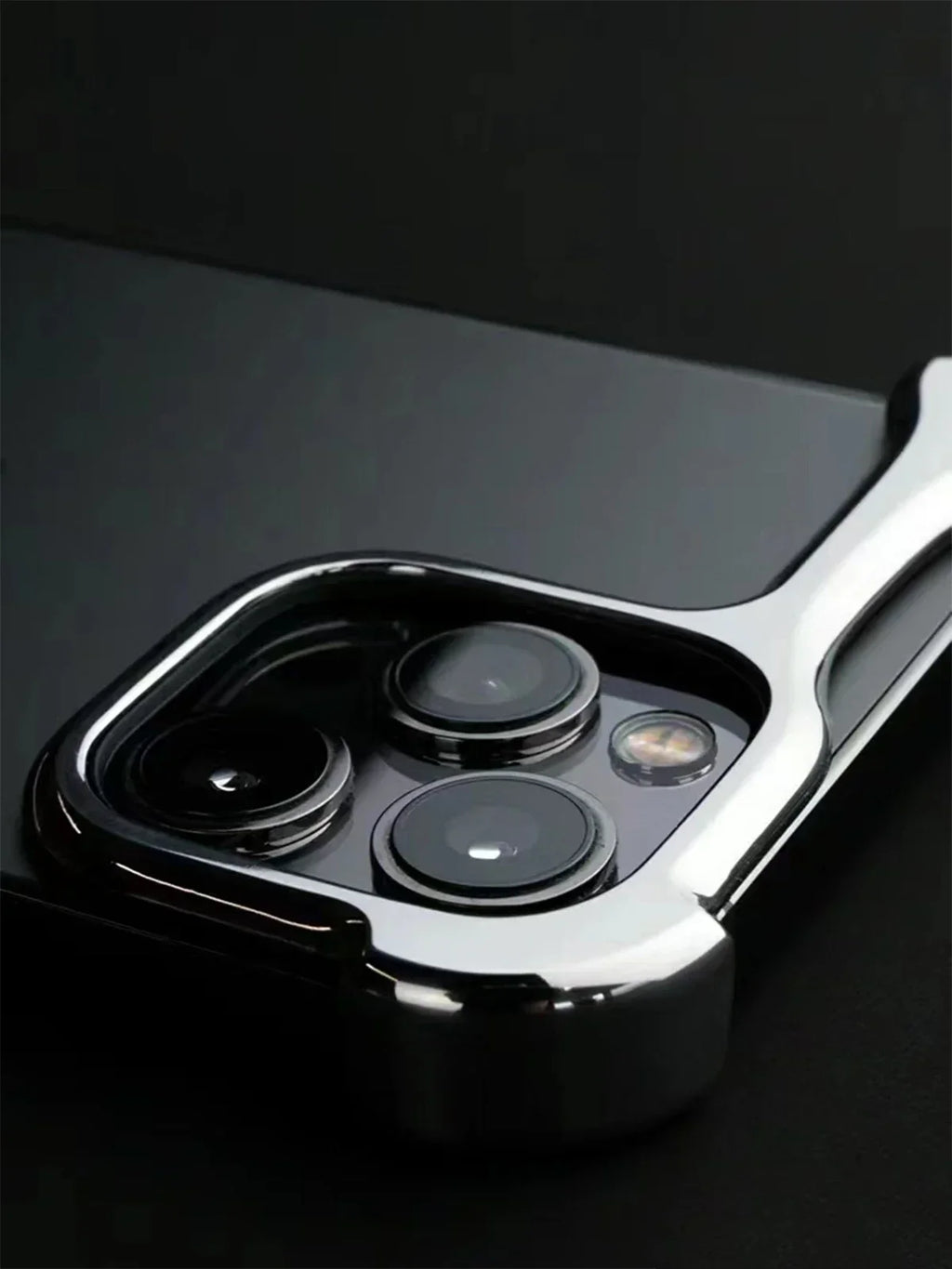 future style iPhone metal case two parts